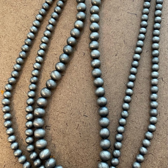 Cross pendant on gray triple strand beads - Picture 4 of 5